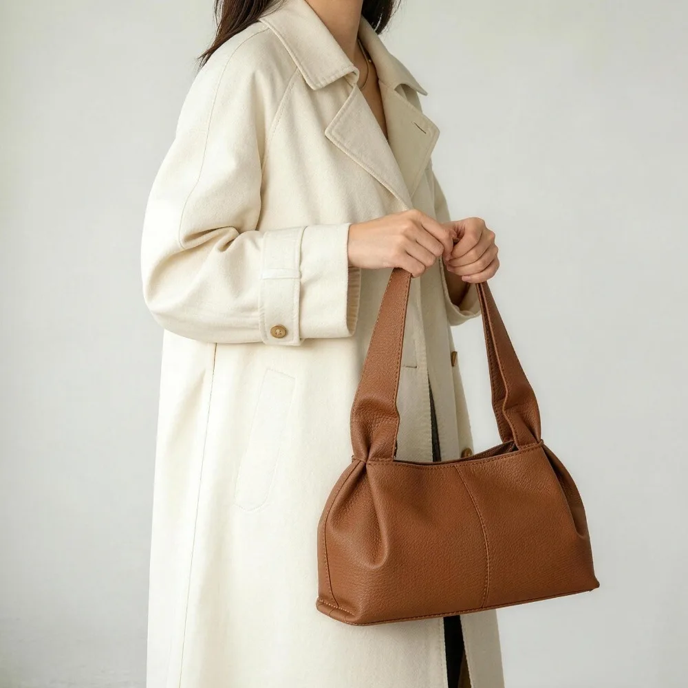 Stylish Niche Shoulder Bag Pleated Design Genuine Leather Slouchy Dumpling Bag High-texture Cloud Underarm Bags French Tote Bag
Stylish Niche Shoulder Bag Pleated Design Genuine Leather Slouchy Dumpling Bag High-texture Cloud Underarm Bags French Tote Bag
