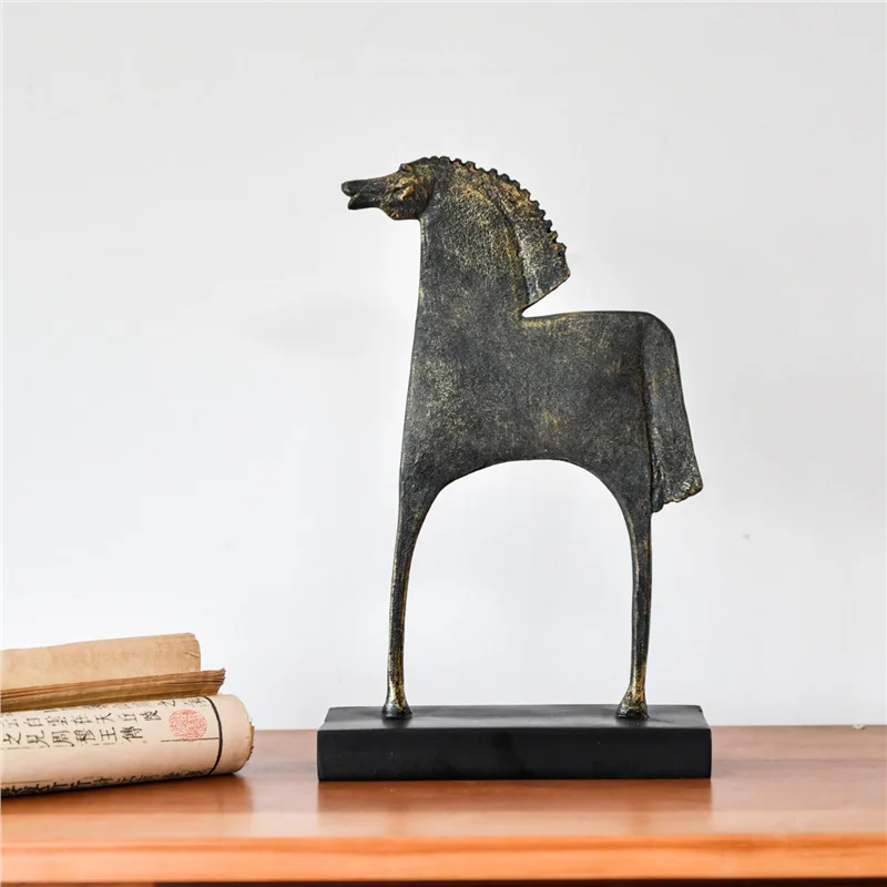 New Chinese retro resin horse ornament dark bronze horse sculpture artwork home living room desktop decoration
New Chinese retro resin horse ornament dark bronze horse sculpture artwork home living room desktop decoration