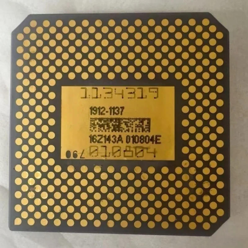 Original Projector DMD Chip 1912-1137 Fit for Barco FS35 Projector
Original Projector DMD Chip 1912-1137 Fit for Barco FS35 Projector