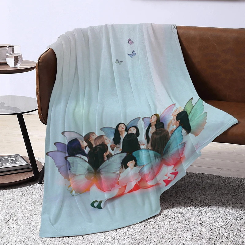 Kpop Girls Group L-Loona одеяло толстые одеяла для зимы пушистая двойная кровать одеяло покрывало на колено диван теплые детские пледы
Kpop Girls Group L-Loona одеяло толстые одеяла для зимы пушистая двойная кровать одеяло покрывало на колено диван теплые детские пледы