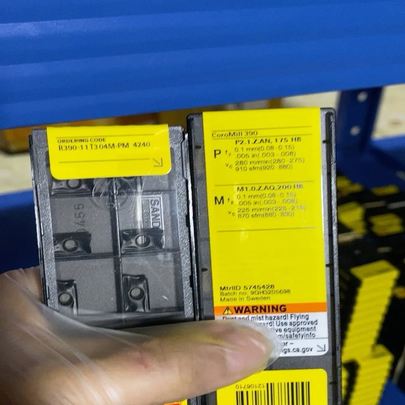 Hard alloy cutting blades R390-11T308M-PM 4240
Hard alloy cutting blades R390-11T308M-PM 4240