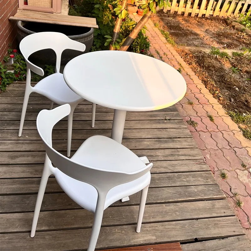 Sunscreen and rainproof leisure carbon steel small round table outside
Sunscreen and rainproof leisure carbon steel small round table outside
