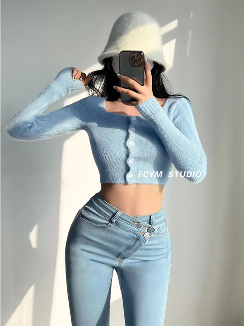 Square Neck Top Plush Sweater Hot Girl Knitted Short Sleeves Slim Pure Fashion Korean Women Tops 2023 C638
Square Neck Top Plush Sweater Hot Girl Knitted Short Sleeves Slim Pure Fashion Korean Women Tops 2023 C638