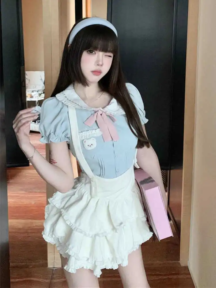 Sweet School Style Blue Shirt And High Waist Skirt Two Piece Set Bubble Sleeve High Waist Cake Short Skirt Fashion Set
Sweet School Style Blue Shirt And High Waist Skirt Two Piece Set Bubble Sleeve High Waist Cake Short Skirt Fashion Set