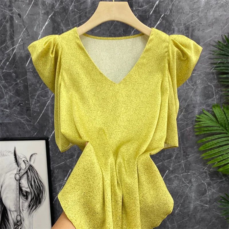 Gold Particle Silk Shirt Fashionable Shoulder Retro Bubble Sleeve Women's Summer Bright Yellow Top Commute Style Stand Collar
Gold Particle Silk Shirt Fashionable Shoulder Retro Bubble Sleeve Women's Summer Bright Yellow Top Commute Style Stand Collar