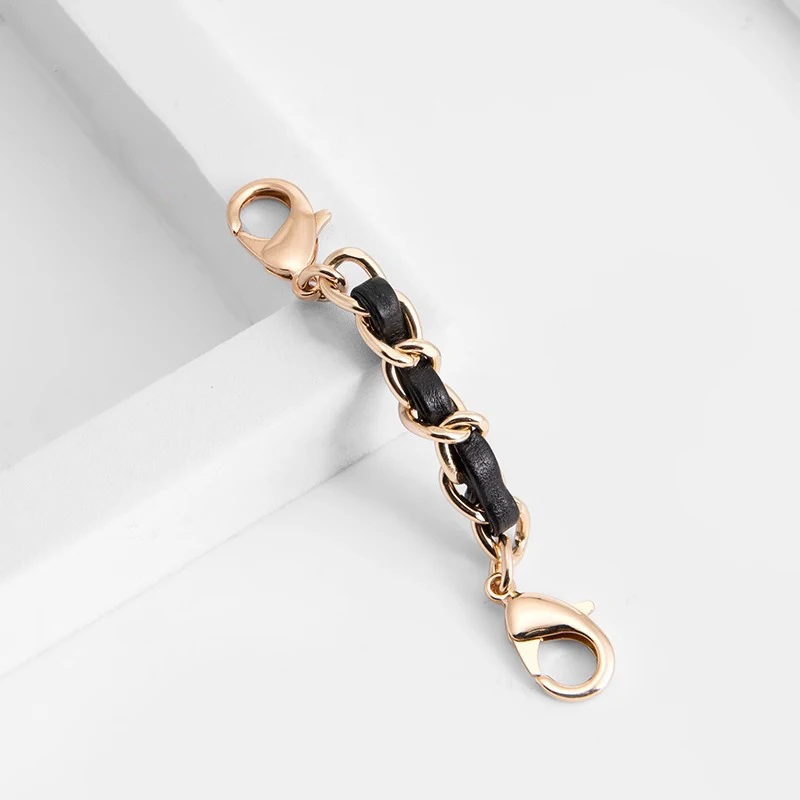 Укорочиватель цепочек для сумок WOC и Fortune, без использования инструментов, регулируемая застежка для большинства люксовых цепочек для сумок
Укорочиватель цепочек для сумок WOC и Fortune, без использования инструментов, регулируемая застежка для большинства люксовых цепочек для сумок