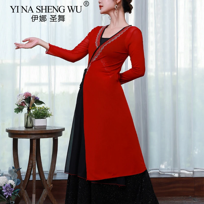 Новая сетчатая пряжа, рубашка Cheongsam с горячим сверлением, китайский стиль, сценическое профессиональное исполнение, танцевальная одежда Cheongsam, тренировочная одежда
Новая сетчатая пряжа, рубашка Cheongsam с горячим сверлением, китайский стиль, сценическое профессиональное исполнение, танцевальная одежда Cheongsam, тренировочная одежда