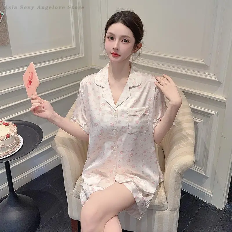 Summer Short Sleeved Pajamas Set Satin Casual Shorts Pijama Mujer Loose Sleepwear Women's Home Clothes Printed Loungewear
Summer Short Sleeved Pajamas Set Satin Casual Shorts Pijama Mujer Loose Sleepwear Women's Home Clothes Printed Loungewear