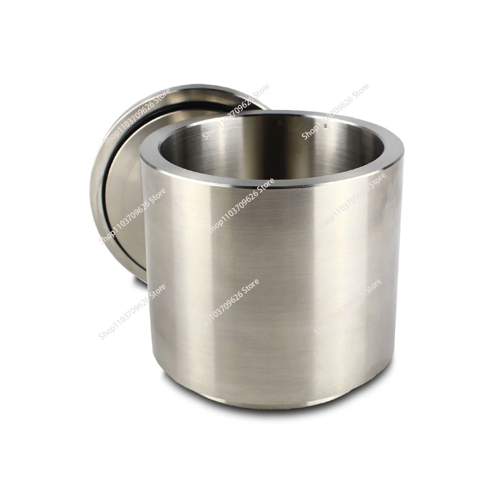 Wear-resistant 304 stainless steel ball grinding tank, planetary ball mill stainless steel grinding tank 
Wear-resistant 304 stainless steel ball grinding tank, planetary ball mill stainless steel grinding tank