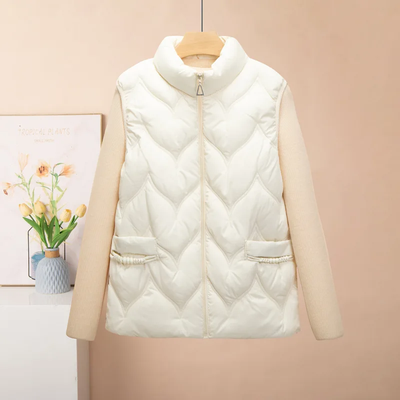 Wave Design Stand Collar Women Waistcoat Outerwear 2025 New Autumn Stylish Pocket Down Cotton Padded Sleeveless Winter Coat Vest
Wave Design Stand Collar Women Waistcoat Outerwear 2025 New Autumn Stylish Pocket Down Cotton Padded Sleeveless Winter Coat Vest