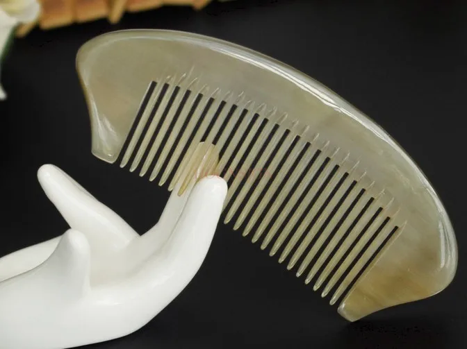 Natural Home Cow Horn Comb Ancient Style Comb Hair Comb Reduce Static Electricity Men's Comb
Natural Home Cow Horn Comb Ancient Style Comb Hair Comb Reduce Static Electricity Men's Comb
