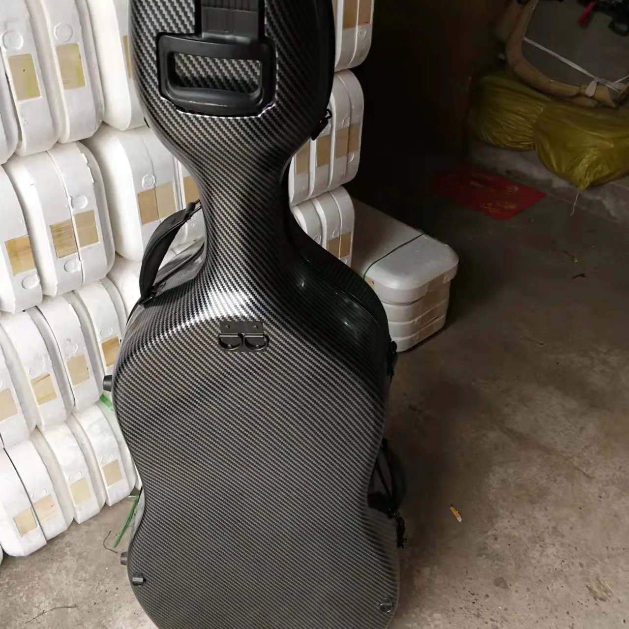 High Grade Carbon Fiber Cello Case With Good Price 4/4 3/4 1/2 1/4
High Grade Carbon Fiber Cello Case With Good Price 4/4 3/4 1/2 1/4