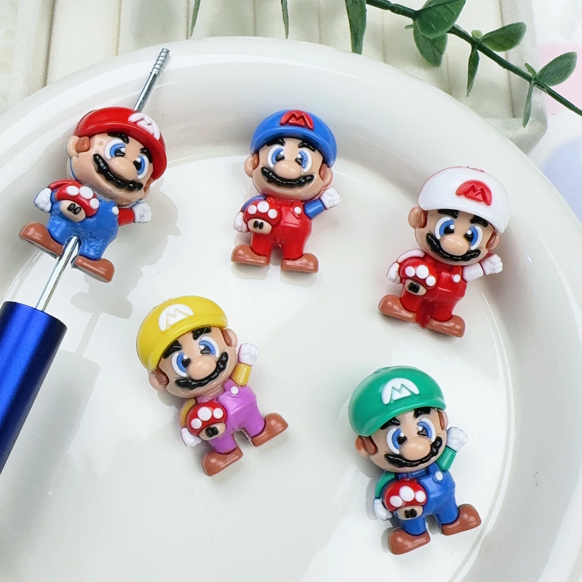 Cartoon Mario with hole 3D soft gel beads, cute DIY mobile phone chain accessories, beading pen materials.
Cartoon Mario with hole 3D soft gel beads, cute DIY mobile phone chain accessories, beading pen materials.