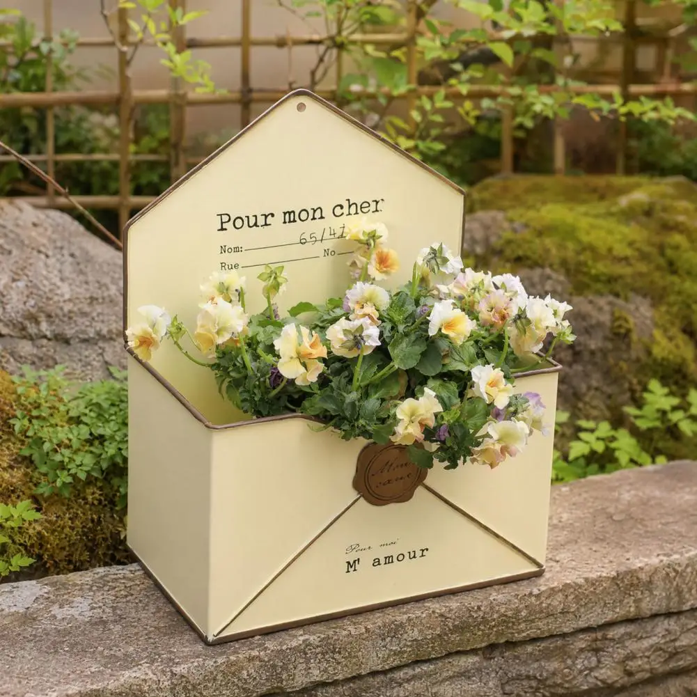 Wall Hanging Flower Planter Vintage Envelope Planter Wall Mounted Metal Plant Pot with Drainage Hole Decorative for Indoor
Wall Hanging Flower Planter Vintage Envelope Planter Wall Mounted Metal Plant Pot with Drainage Hole Decorative for Indoor