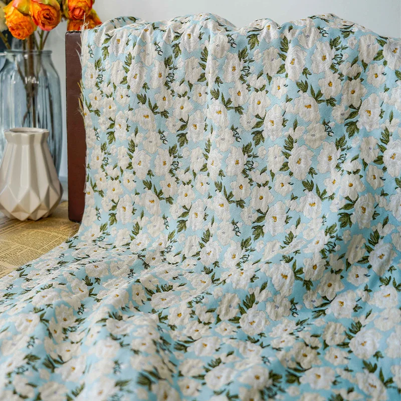 Small Floral Yarn Dyed Jacquard Fabric Spring Autumn Women's Flower Dress Bag Making Fabric 50cmx145cm
Small Floral Yarn Dyed Jacquard Fabric Spring Autumn Women's Flower Dress Bag Making Fabric 50cmx145cm