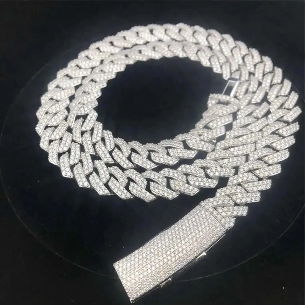 15mm Fine Hip Hop Jewelry d Color Moissanite Diamond Men Cuban Necklace 925 Sterling Silver Flawless Moissanite Cuban Link Chain
15mm Fine Hip Hop Jewelry d Color Moissanite Diamond Men Cuban Necklace 925 Sterling Silver Flawless Moissanite Cuban Link Chain