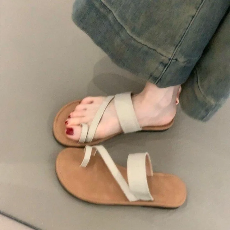 Women Minimalist Thong Sandals 2026 New Fashion Flat Sandals Summer Outdoor Beach Vacation Leisure Woman Shoes
Women Minimalist Thong Sandals 2026 New Fashion Flat Sandals Summer Outdoor Beach Vacation Leisure Woman Shoes