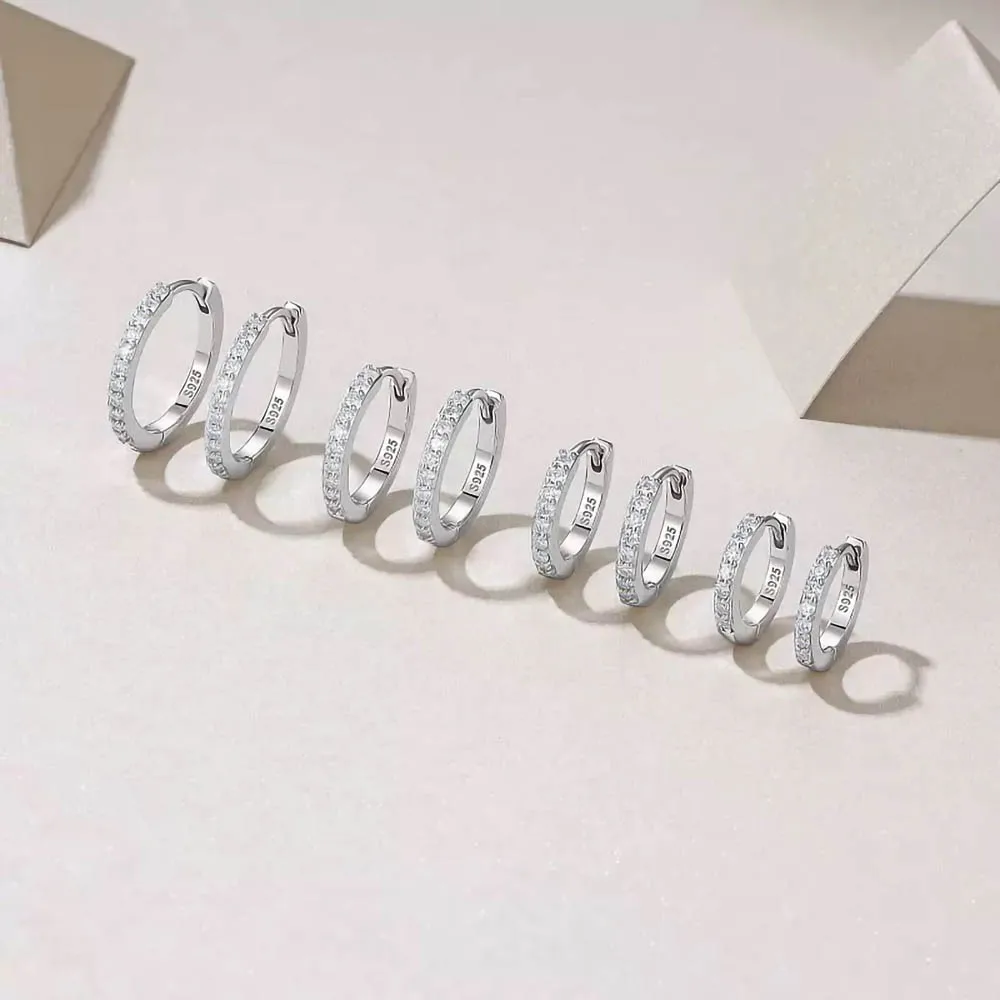 1.5mm D Color VVS1 Moissanite Hoop Earrings 925 Sterling Silver Fine Women Jewelry Lab Diamond Circle Huggie Earrings Pass Test
1.5mm D Color VVS1 Moissanite Hoop Earrings 925 Sterling Silver Fine Women Jewelry Lab Diamond Circle Huggie Earrings Pass Test