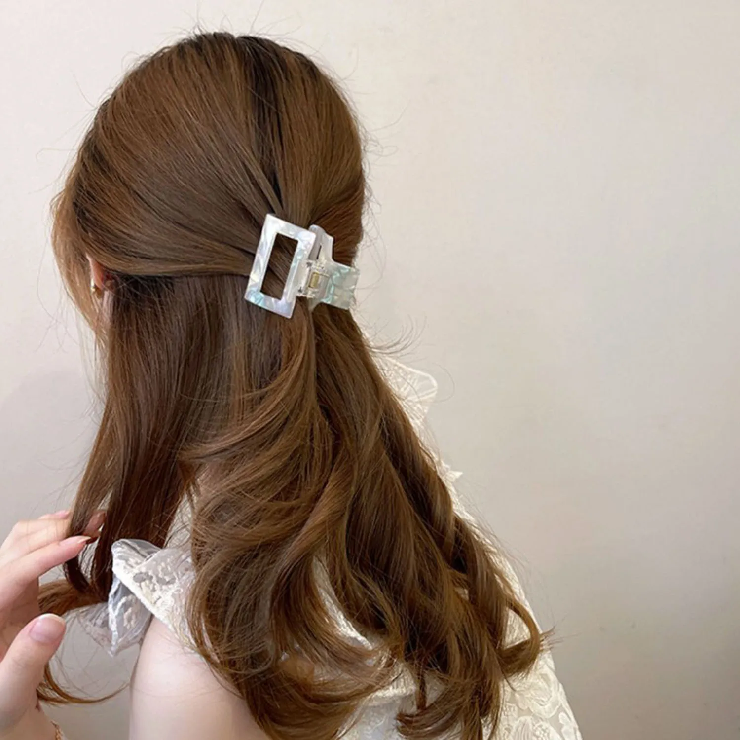 Korea 2024 Fashion New 5CM Small Hairpins Headwear For Women Girls Acrylic Acetate Square Crab Hair Claw Clips Accessories
Korea 2024 Fashion New 5CM Small Hairpins Headwear For Women Girls Acrylic Acetate Square Crab Hair Claw Clips Accessories