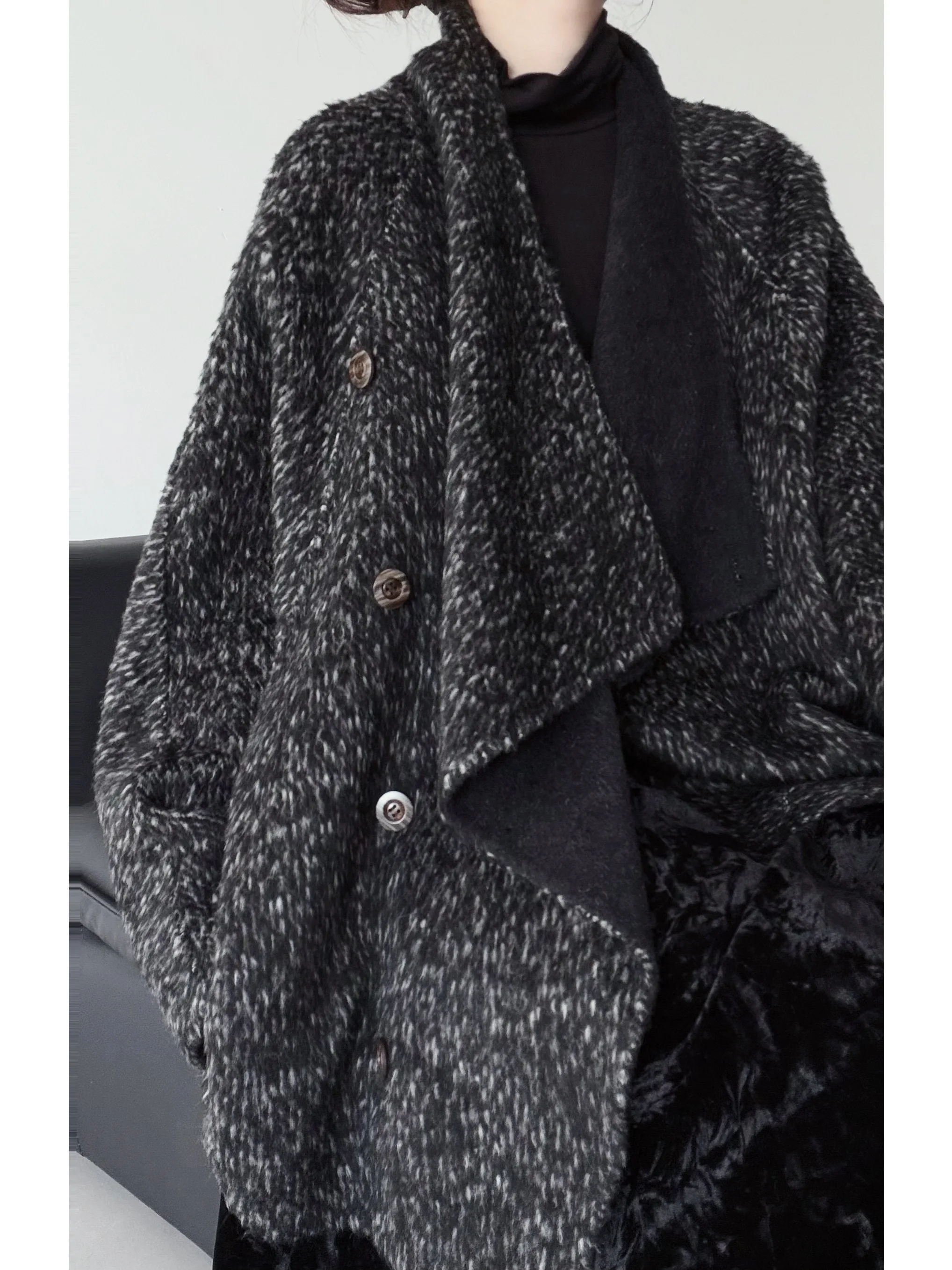Double-Faced Woolen Jacket with Button Stand Collar Asymmetrical Slanting Lapel Lazy Luxury Style Female Outerwear Coat
Double-Faced Woolen Jacket with Button Stand Collar Asymmetrical Slanting Lapel Lazy Luxury Style Female Outerwear Coat