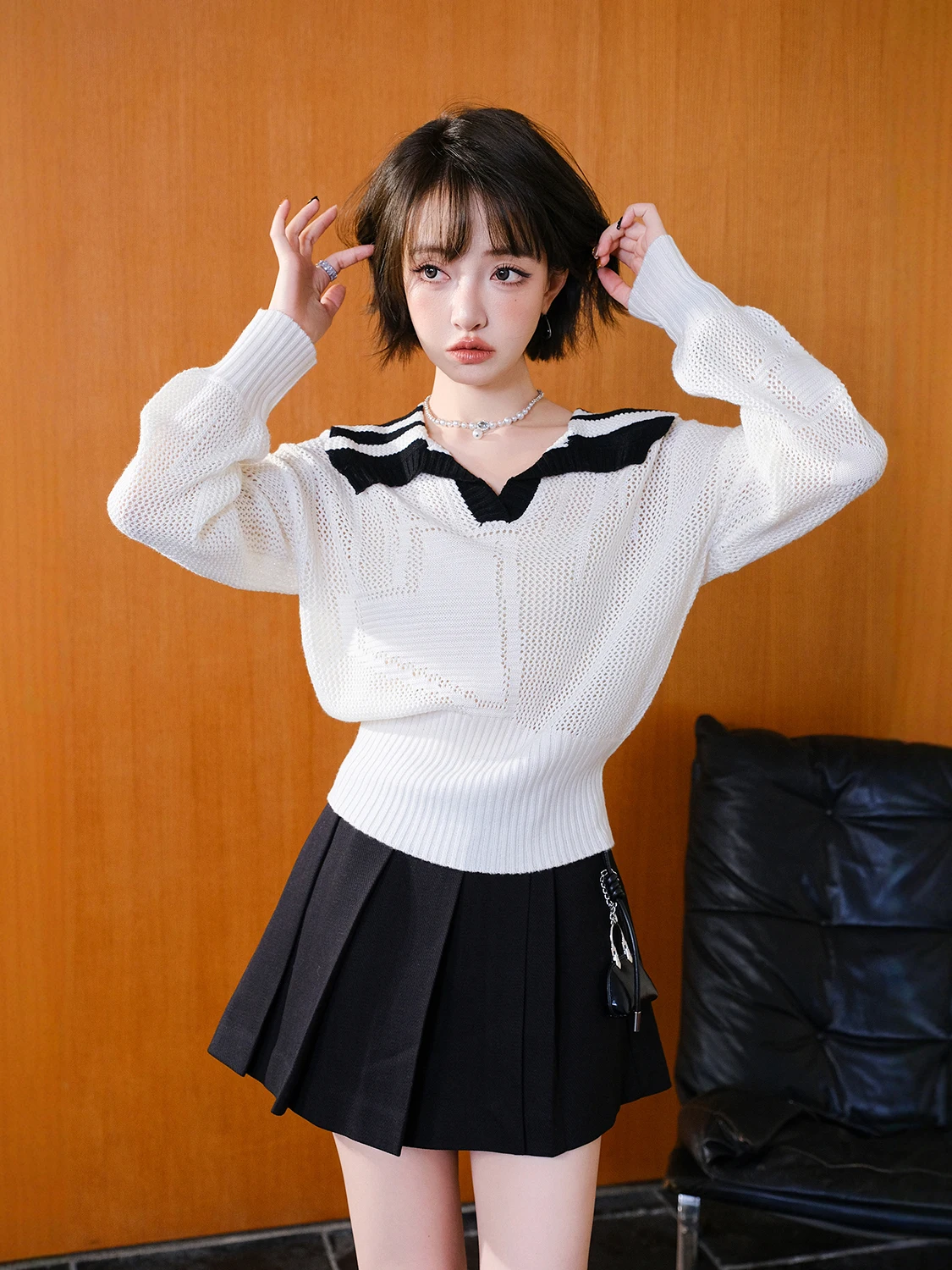 MIUCO ультрамягкий шерстяной вязаный свитер с темно-синим воротником в полоску College Sle Agel Lazy Loose, ажурная накидка, женская мода
MIUCO ультрамягкий шерстяной вязаный свитер с темно-синим воротником в полоску College Sle Agel Lazy Loose, ажурная накидка, женская мода