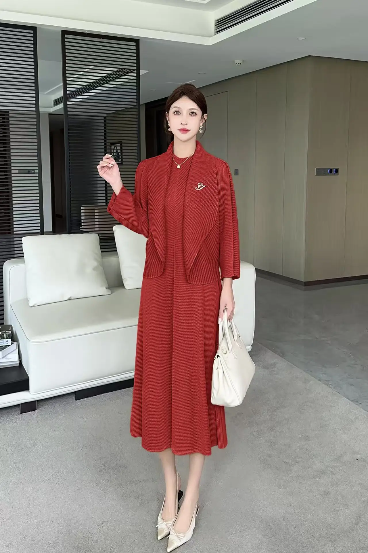 Miyake Pleated Design Sense Elegant Printing Long Sleeves Loose Two Pieces Stacked Dress Factory Direct Sales Women's Clothing
Miyake Pleated Design Sense Elegant Printing Long Sleeves Loose Two Pieces Stacked Dress Factory Direct Sales Women's Clothing