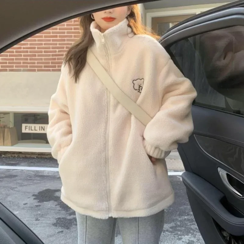 Women Cute Embroidered Cartoon Bear Sweatshirts Solid Colors Stand Collar Furry Cardigans Outwears Lantern Sleeve Sweatshirts
Women Cute Embroidered Cartoon Bear Sweatshirts Solid Colors Stand Collar Furry Cardigans Outwears Lantern Sleeve Sweatshirts