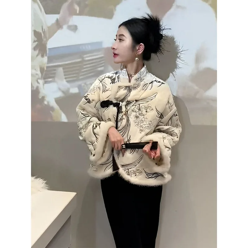 Women's Black and White Color Matching Fashion Top, High Street Cotton Clothes, Warm Retro Jacket, Winter New Clothing
Women's Black and White Color Matching Fashion Top, High Street Cotton Clothes, Warm Retro Jacket, Winter New Clothing