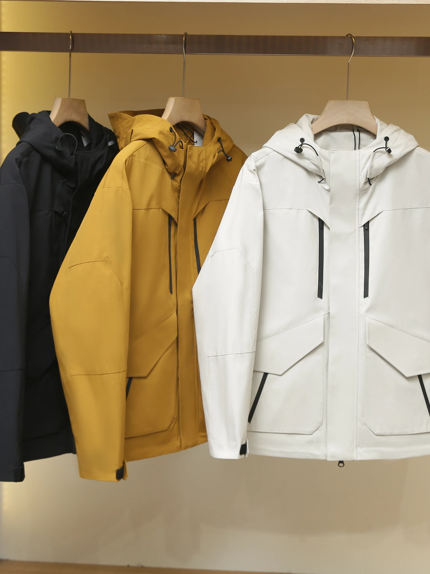 Waterproof Windproof Outdoor Jaet Men's New Spring Autumn Stand Fit Long Sve Hooded Jaet Youth Casual Wear
Waterproof Windproof Outdoor Jaet Men's New Spring Autumn Stand Fit Long Sve Hooded Jaet Youth Casual Wear