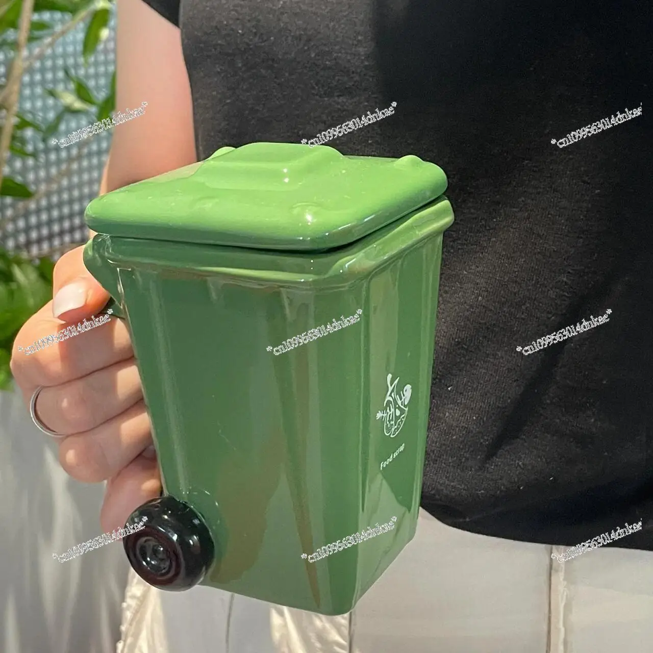 Trash Can Shape Mug Creative Ceramic Drinking Cup Personalized Internet Celebrity Funny Coffee Cup with Lid Gift
Trash Can Shape Mug Creative Ceramic Drinking Cup Personalized Internet Celebrity Funny Coffee Cup with Lid Gift