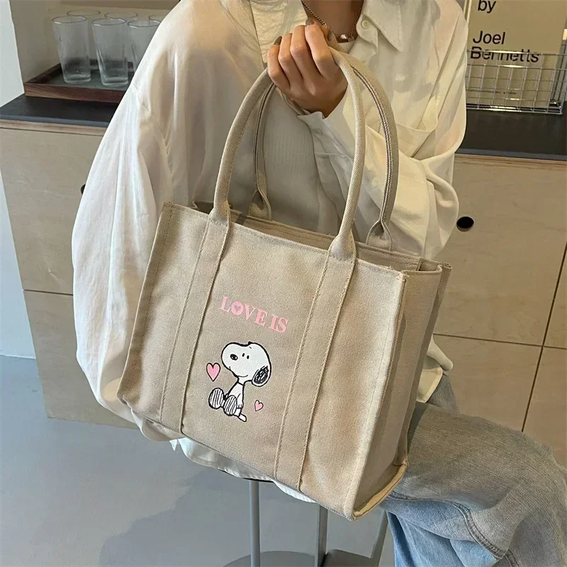 Snoopy Canvas Shoulder Bag Women's Large Capacity New Handbag Casual Tote Mammy Bag
Snoopy Canvas Shoulder Bag Women's Large Capacity New Handbag Casual Tote Mammy Bag