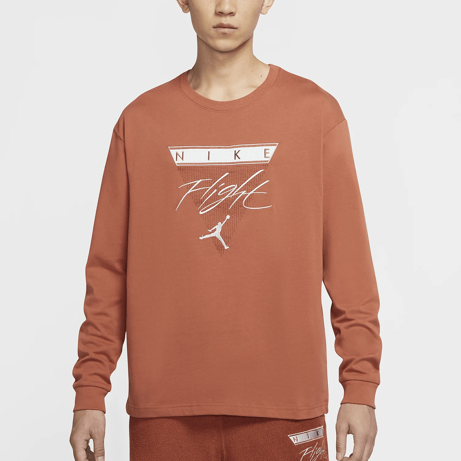 Оригинальная сезонная новая мужская повседневная спортивная футболка Nike Jordan с длинными рукавами CZ1216-255
Оригинальная сезонная новая мужская повседневная спортивная футболка Nike Jordan с длинными рукавами CZ1216-255