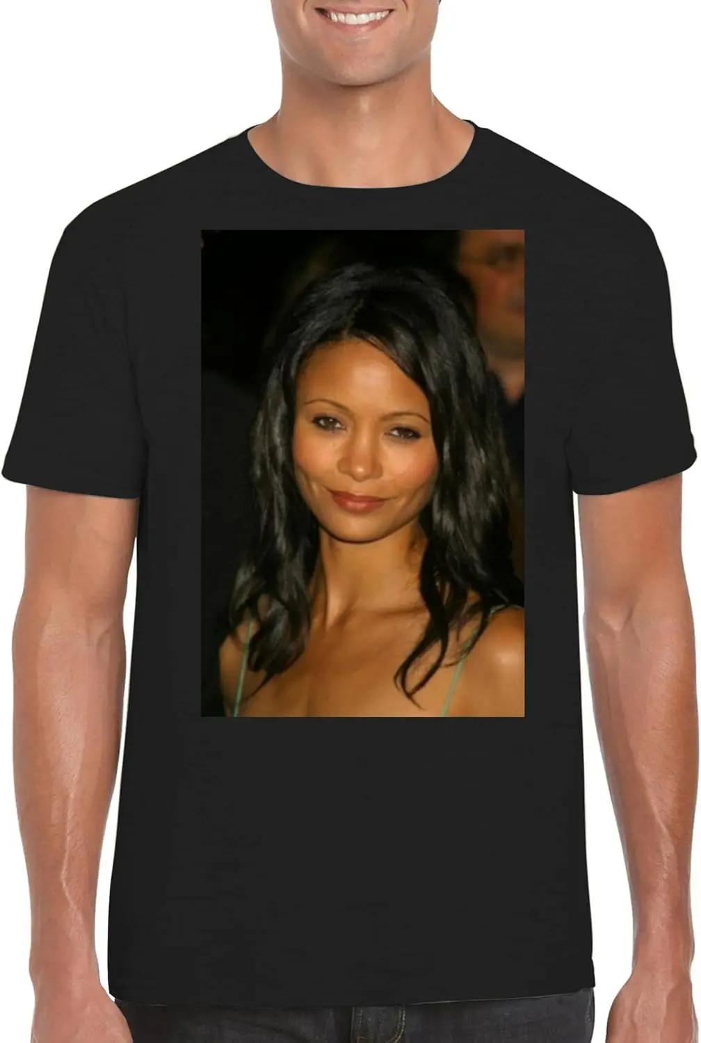 Thandie Newton — мужская футболка с круглым вырезом FCA # ФАГ 110637
Thandie Newton — мужская футболка с круглым вырезом FCA # ФАГ 110637