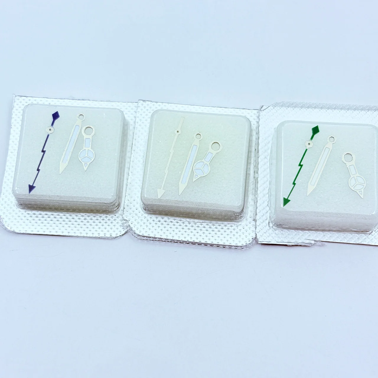 Watch accessories hands suitable for NH35 and NH36 movements hour minute night light second hand hands watch repair parts
Watch accessories hands suitable for NH35 and NH36 movements hour minute night light second hand hands watch repair parts