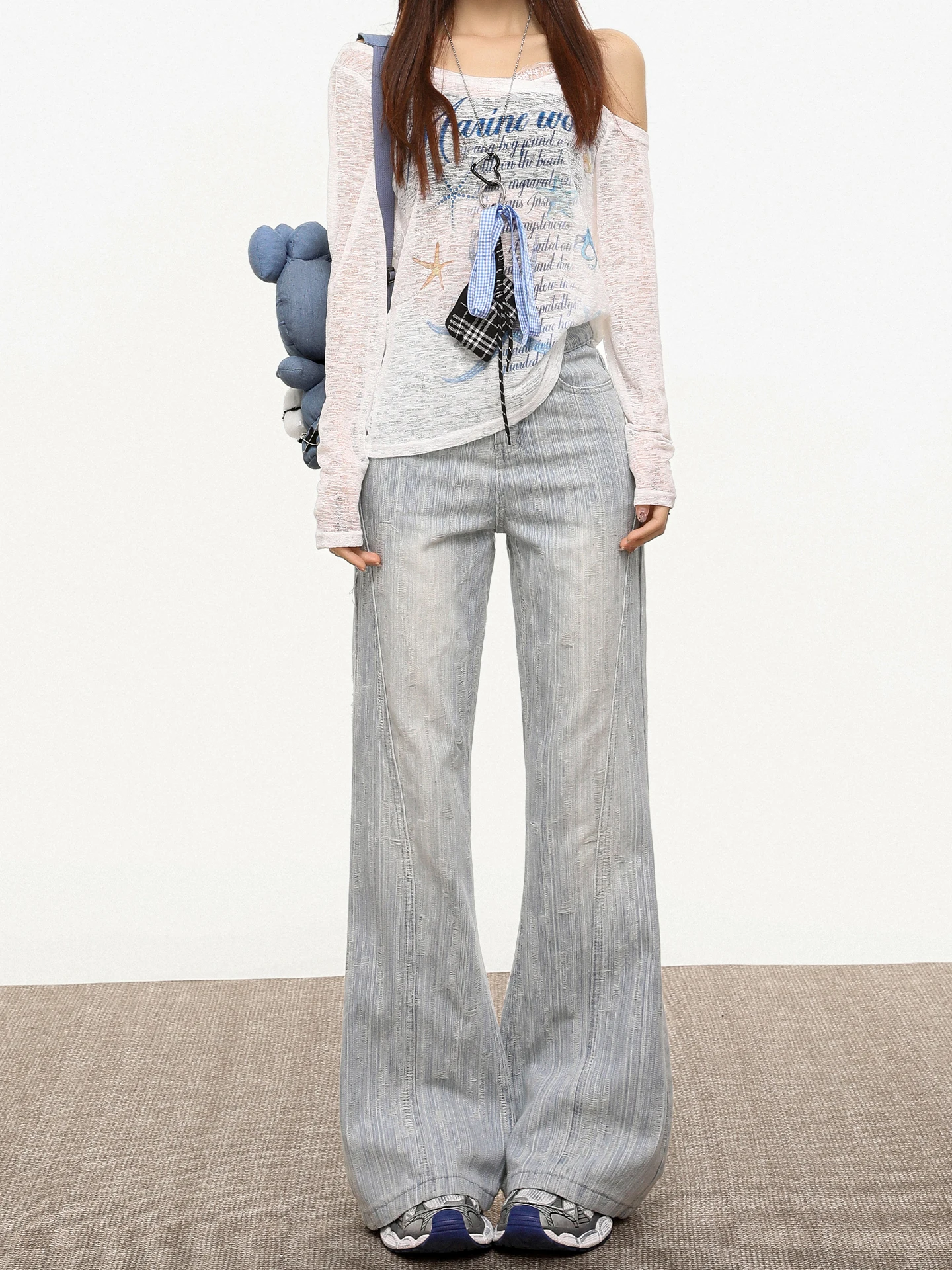 Light Blue Low Waist Bell Bottom Denim Jeans Women's New 2026 Early Spring American Retro Embroidered Bamboo Texture Pants
Light Blue Low Waist Bell Bottom Denim Jeans Women's New 2026 Early Spring American Retro Embroidered Bamboo Texture Pants