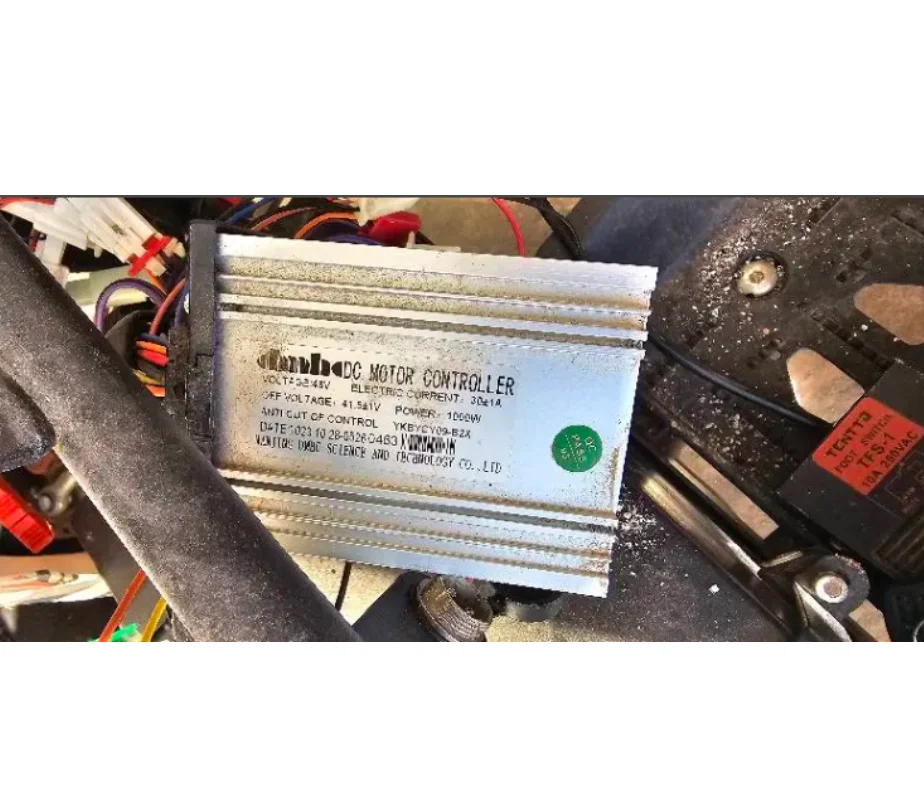DMHC YKBYCY09-B2X MOTOR CONTROLLER(customized) CURRENT 30A Electric Bicycle Accessories 48V 1000W ANTI OUT OF
DMHC YKBYCY09-B2X MOTOR CONTROLLER(customized) CURRENT 30A Electric Bicycle Accessories 48V 1000W ANTI OUT OF