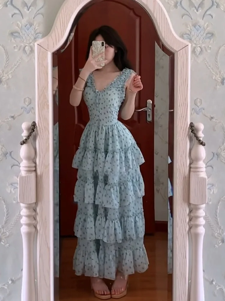Uomosi STAZF7 plus Size Mint Green Floral Skirt V-Neck Waist-Cinched Cake Long Dress Summer Vacation Style Women's Dress
Uomosi STAZF7 plus Size Mint Green Floral Skirt V-Neck Waist-Cinched Cake Long Dress Summer Vacation Style Women's Dress