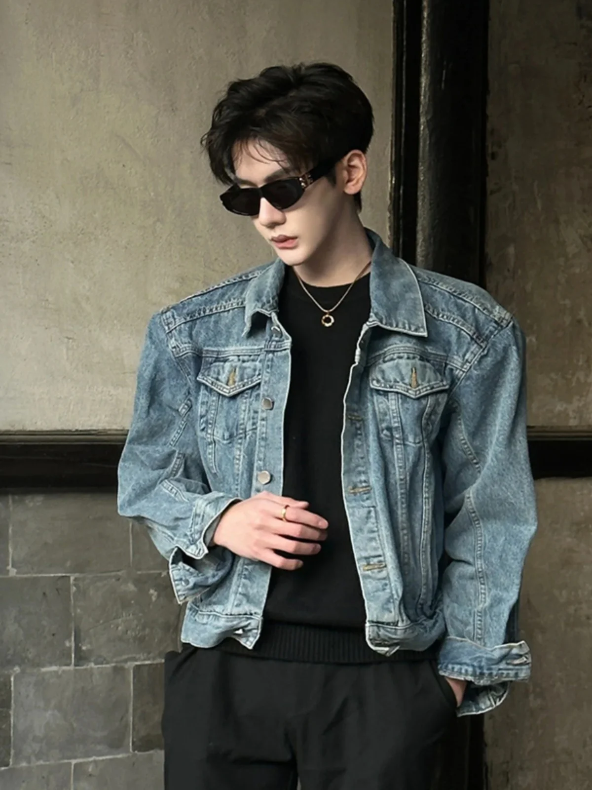 American High Street ort Men's Denim Jaet Spring Autumn Sle CleanFit Cool oulder Pad Jaet Pure Color Turn-down Collar
American High Street ort Men's Denim Jaet Spring Autumn Sle CleanFit Cool oulder Pad Jaet Pure Color Turn-down Collar