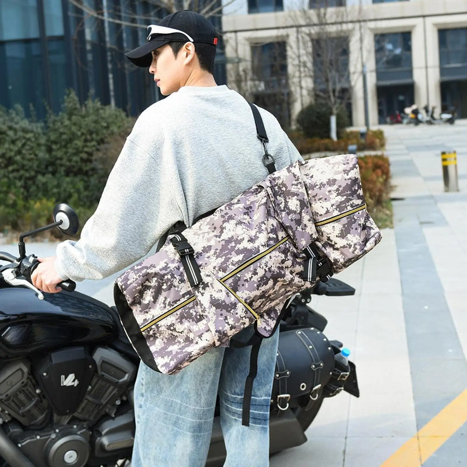 Skateboard Carry Bag Oxford Cloth Lightweight Protector Backpack Adjustable Straps for Outdoor Travel Organizer
Skateboard Carry Bag Oxford Cloth Lightweight Protector Backpack Adjustable Straps for Outdoor Travel Organizer