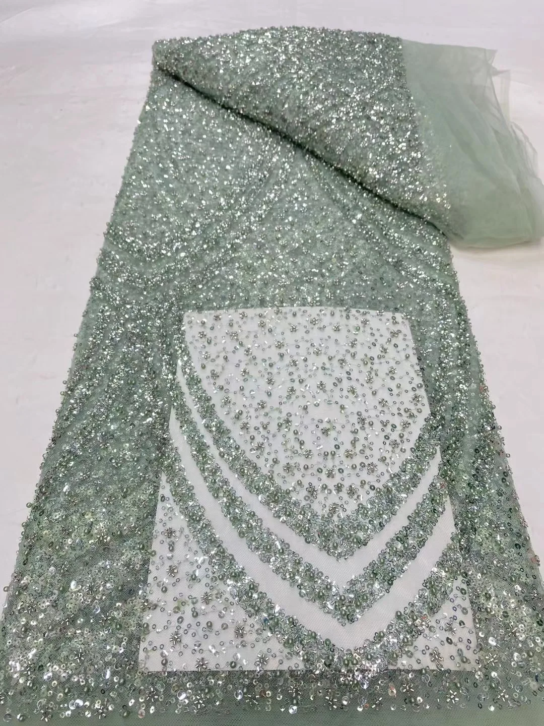 Luxury French Mesh Beads Lace Fabric 2025 High Quality Lace African Sequins Groom Lace Fabrics for Nigerian Wedding Dress ND6219
Luxury French Mesh Beads Lace Fabric 2025 High Quality Lace African Sequins Groom Lace Fabrics for Nigerian Wedding Dress ND6219