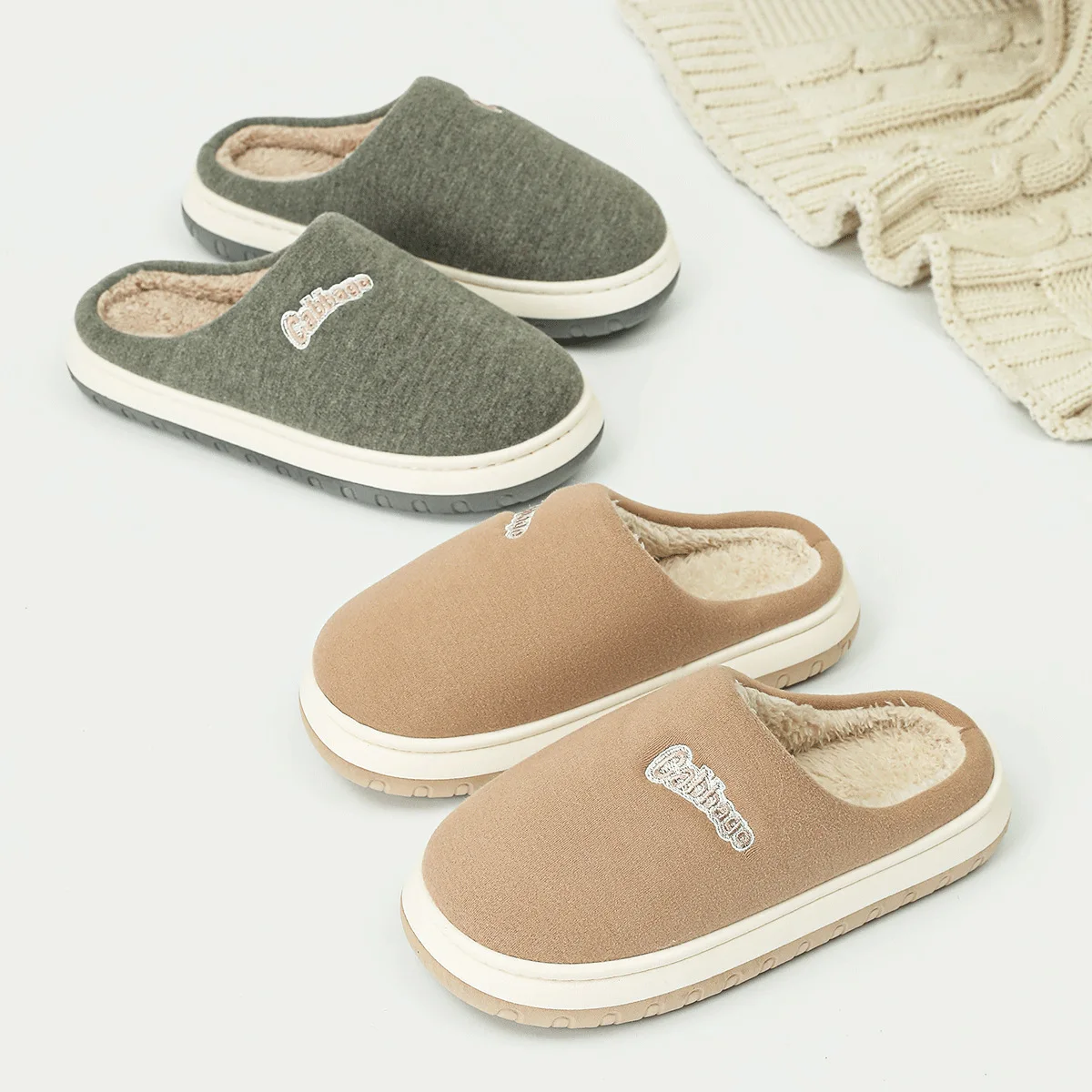 Elderly Non-slip Slippers Women's Winter Soft Bottom 2024 New Indoor Home Heating Middle-aged Elderly Mother Cotton Slippers Men
Elderly Non-slip Slippers Women's Winter Soft Bottom 2024 New Indoor Home Heating Middle-aged Elderly Mother Cotton Slippers Men