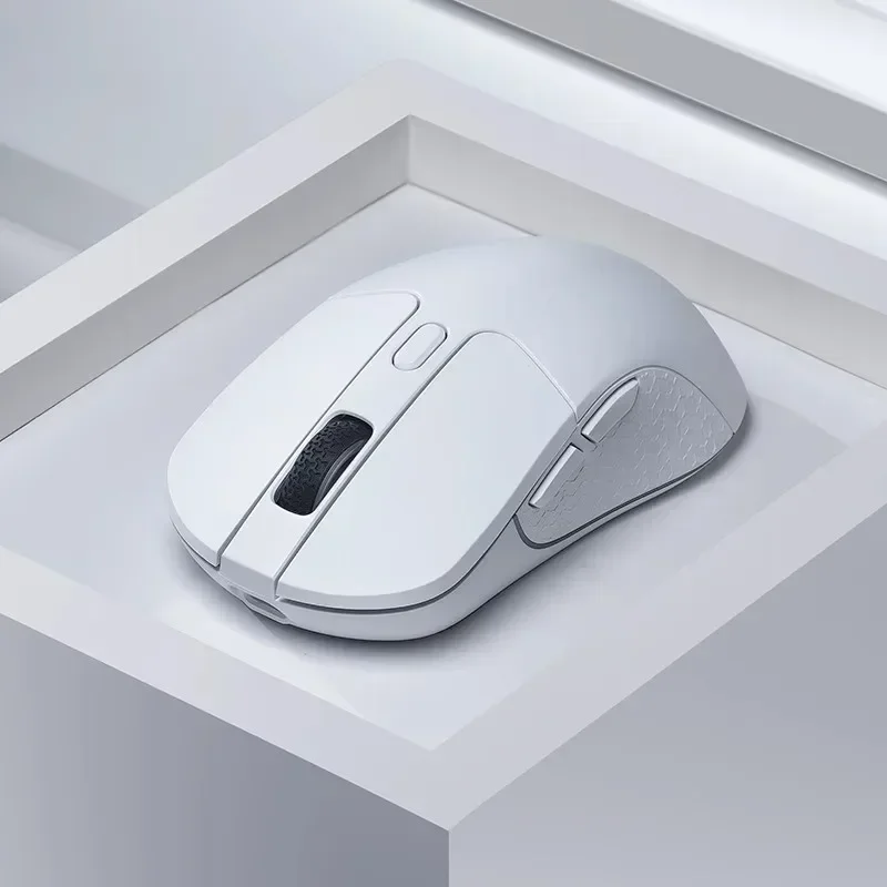 Keychron M3 Wireless Mouse Three Mode PAW3395 Sensor RGB E-Sports Gaming Mouse Lightweight Low Latency 26000DPI Pc Gamer Office
Keychron M3 Wireless Mouse Three Mode PAW3395 Sensor RGB E-Sports Gaming Mouse Lightweight Low Latency 26000DPI Pc Gamer Office