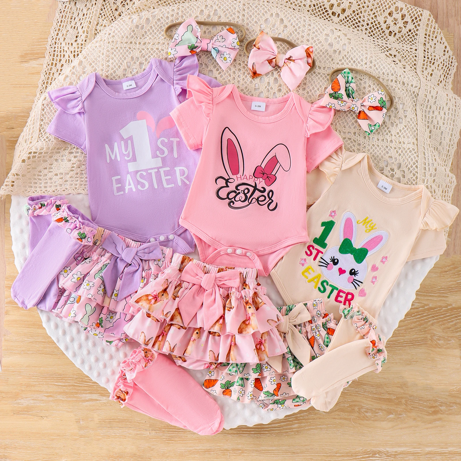 4pcs Summer new style girls 0-1 years old sweet and cute short-sleeved clothes + shorts + socks set
4pcs Summer new style girls 0-1 years old sweet and cute short-sleeved clothes + shorts + socks set