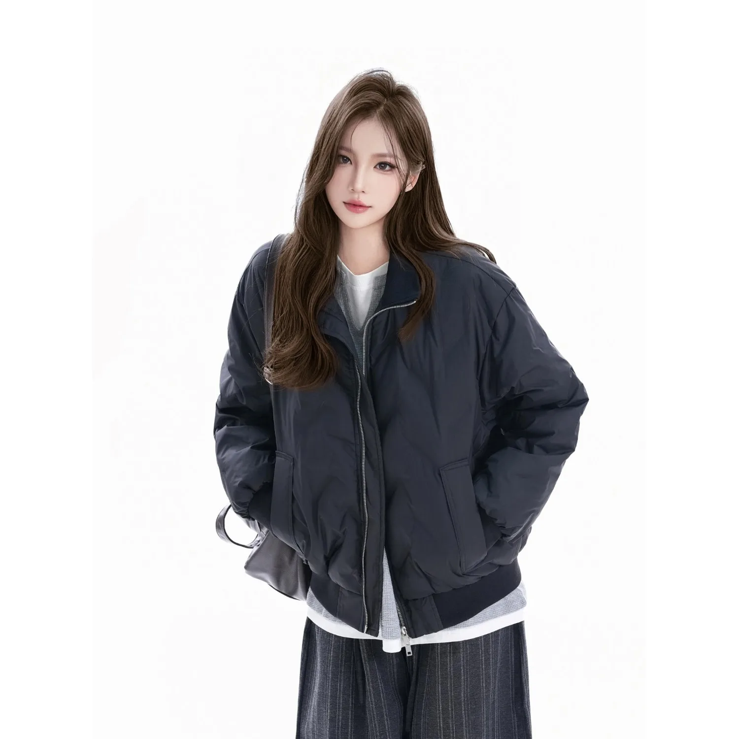 Пальто-парка из натурального меха для женщин: простое, базовое, однотонное, безупречное, безукоризненное, лаконичное, скромное
Пальто-парка из натурального меха для женщин: простое, базовое, однотонное, безупречное, безукоризненное, лаконичное, скромное