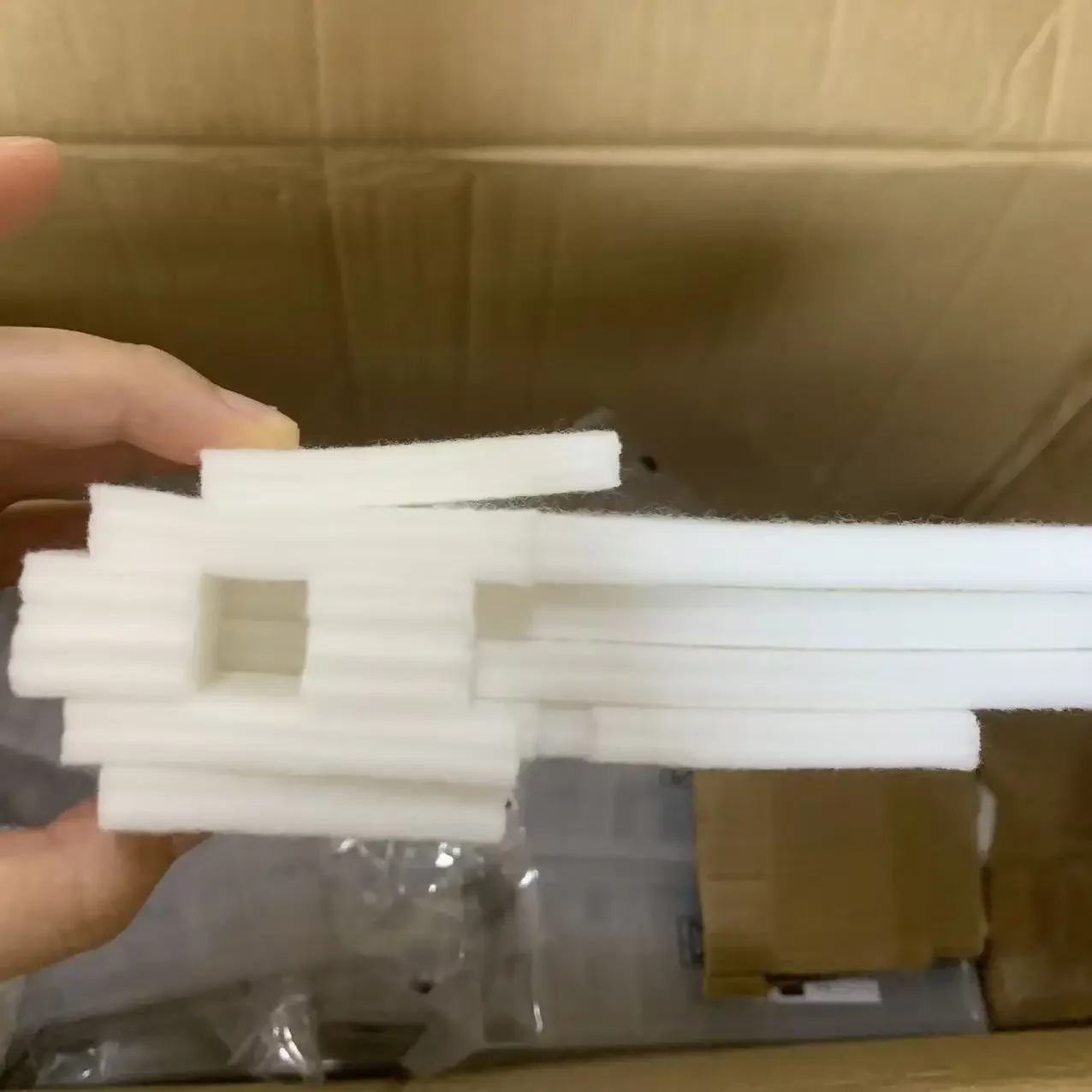 1577649 Waste Ink Tank Pad Sponge for EPSON L300 L301 L303 L310 L350 L351 L353 L358 L355 L110 L210 L211 L312 L361 L364 L366
1577649 Waste Ink Tank Pad Sponge for EPSON L300 L301 L303 L310 L350 L351 L353 L358 L355 L110 L210 L211 L312 L361 L364 L366