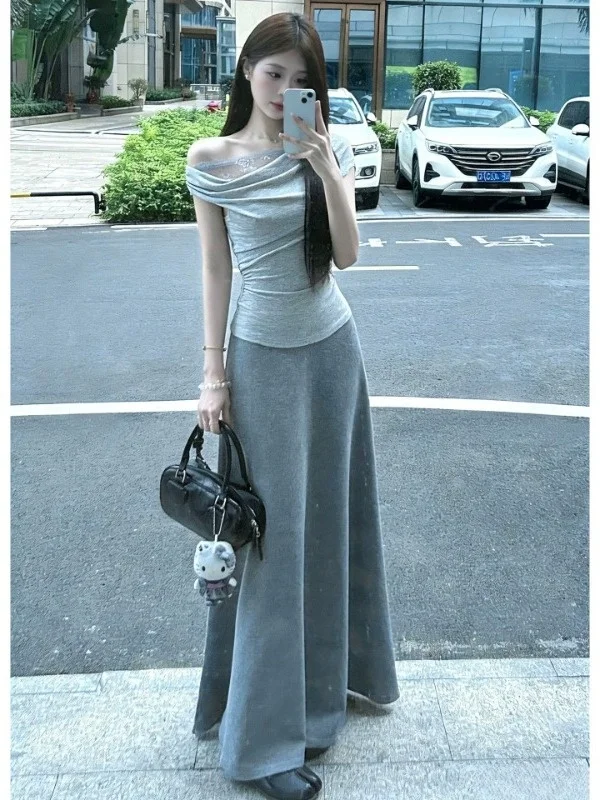 Gray Off-Shoulder Slant Collar Drapey Long Skirt Two-Piece Set Women's Fashion Summer Outfit Korean Style High Waist Pants
Gray Off-Shoulder Slant Collar Drapey Long Skirt Two-Piece Set Women's Fashion Summer Outfit Korean Style High Waist Pants