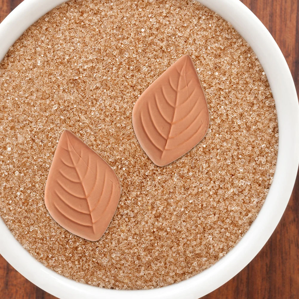 4 Pcs Leaf Shaped Reusable Keeper Moisturizing and Softener Portable Clay Dad
4 Pcs Leaf Shaped Reusable Keeper Moisturizing and Softener Portable Clay Dad