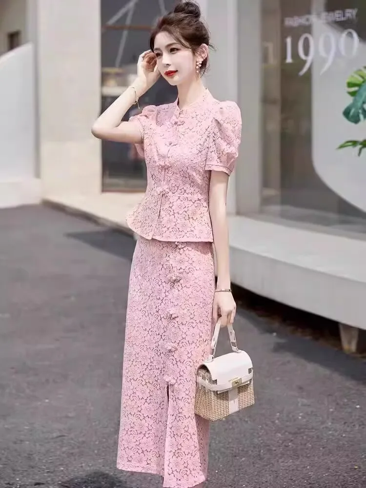 Chinoiserie National Improved Cheongsam Dress Suit Women 2025 Summer New Slim Lace Two-Piece Skirt Fashion Self-cultivation
Chinoiserie National Improved Cheongsam Dress Suit Women 2025 Summer New Slim Lace Two-Piece Skirt Fashion Self-cultivation