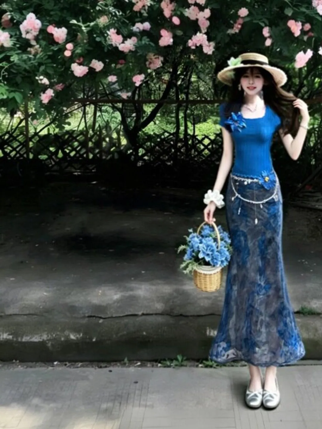 Vacation Style Bodycon Top And Skirt Set Unique Retro Two Piece Ensemble Comfortable Cotton Short Sleeve T-Shirt And High Wai...
Vacation Style Bodycon Top And Skirt Set Unique Retro Two Piece Ensemble Comfortable Cotton Short Sleeve T-Shirt And High Wai...