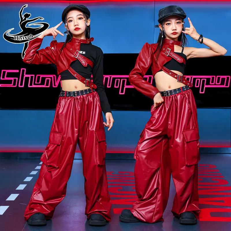 Детская одежда в стиле хип-хоп: футболка-кроп-топ винного цвета, рукава из искусственной кожи, повседневные брюки-карго для девочек, костюмы для джазовых танцев.
Детская одежда в стиле хип-хоп: футболка-кроп-топ винного цвета, рукава из искусственной кожи, повседневные брюки-карго для девочек, костюмы для джазовых танцев.